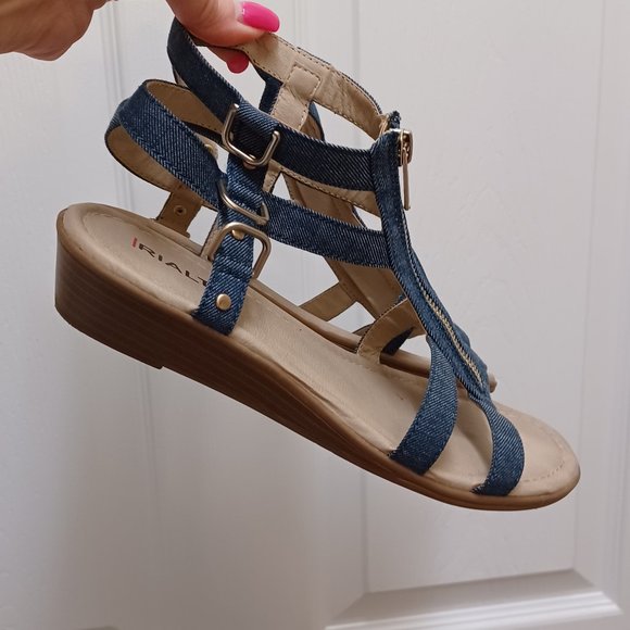 EUC Rialto Denim Gladiator Sandals Size 7.5 - Picture 2 of 6